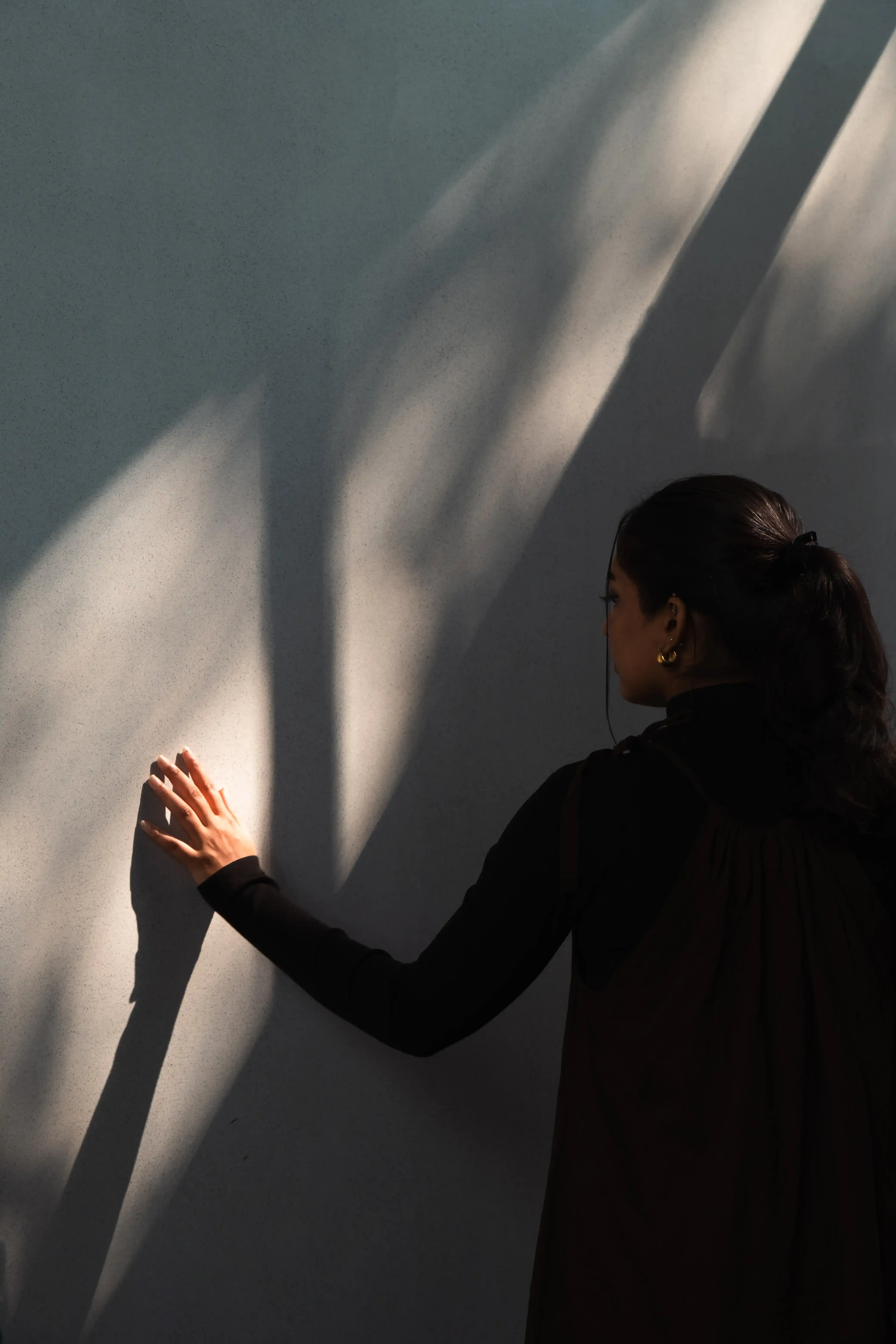 Walking through a residence interior, reading the space and light